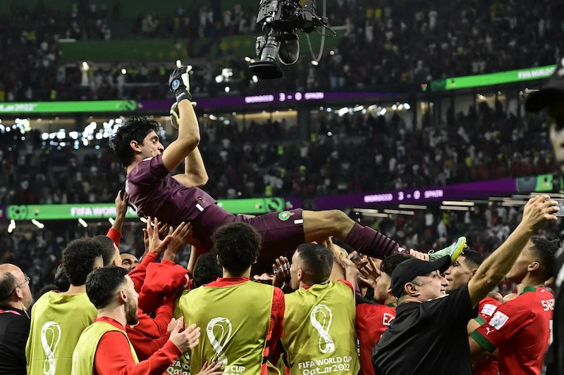 فيفا: بونو الذي كان احتياطيا في مونديال 2018 تحوَّل إلى صانع ملحمة المغرب في 2022