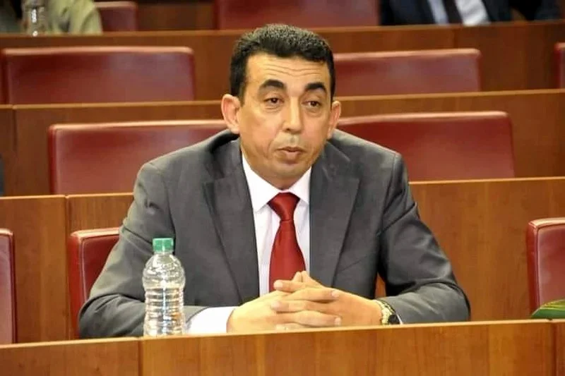 الحيداوي يُقر بصحة التسجيل الصوتي المنسوب إليه ويقول إنه توسط فقط في التذاكر مقابل 6 آلاف درهم