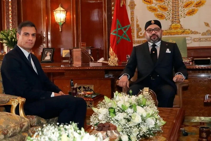 الملك لن يستقبل سانشيز ويشيد بتطور المرحلة الجديدة من الشراكة الثنائية بين المغرب وإسبانيا