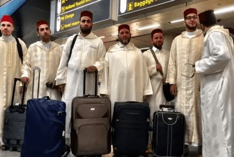 المغرب يُصدر 144 إماما وأستاذا جامعيا لـ9 دول خلال شهر رمضان