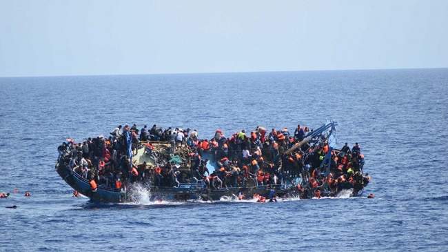  غرق ما يصل إلى 39 مهاجرا كانوا على متن زورق في طريقه إلى جزر الكناري الإسبانية