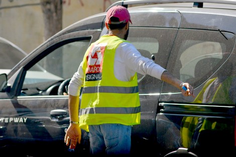  أمن مراكش يشن حملة ضد مخالفي القانون من أصحاب السترة الصفراء