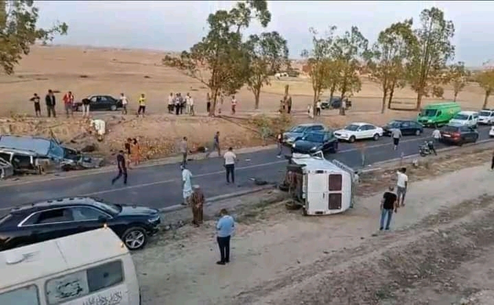 مصرع تسعة أشخاص وإصابة أخرين في حادث سير بين خريبكة وبني ملال