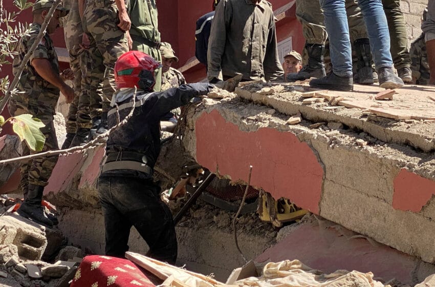 “أورونج” و”اتصالات المغرب” و”إينوي” تُرسل تعبئات مجانية للمكالمات لزبنائها جراء الزلزال العنيف