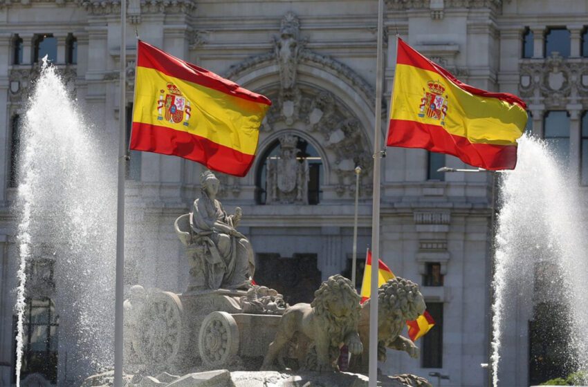  المغاربة على رأس المجنسين الجدد في إسبانيا إسبانيا