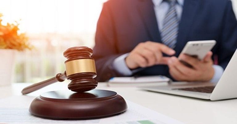 القضاء بالخميسات يعاقب ثلاثة مؤثرين بالحبس النافذ بتهم أخلاقية ثقيلة