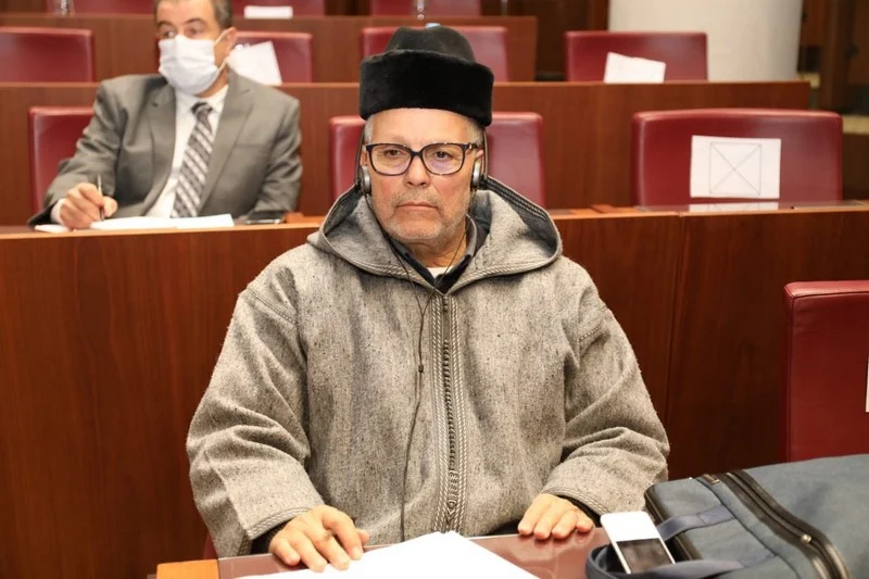  قاضي التحقيق يُتابع البرلماني السيمو في حالة سراح على خلفية تهم تبديد أموال عمومية