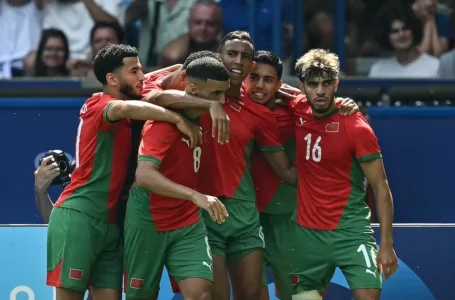 المغرب يقسو على أمريكا ويتأهل إلى نصف النهائي