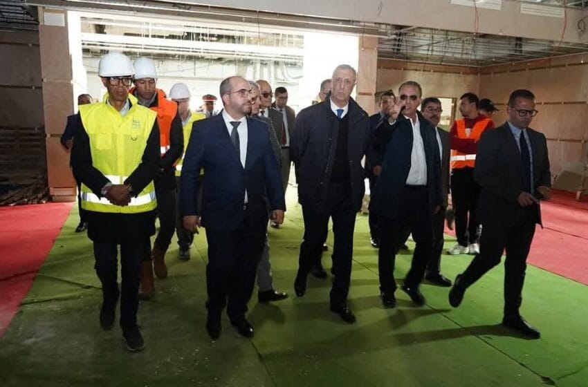 الوالي فريد شوراق يتفقد سير أشغال الملعب الكبير بمراكش استعدادًا لكأس أمم إفريقيا 2025 ومونديال 2030