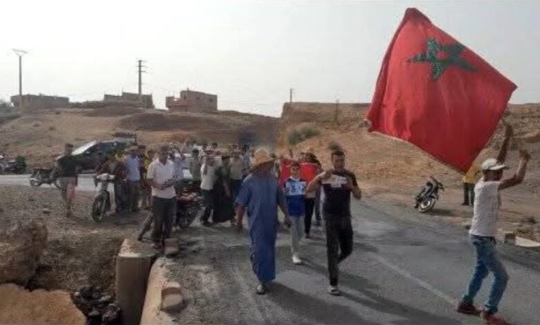العطش يدفع مواطنين للإحتجاج سيرا على الأقدام نحو عمالة قلعة السراغنة