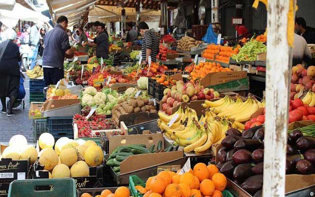 ارتفاع أسعار اللحوم والأسماك والفواكه.. والعيون وبني ملال أغلى المدن المغربية في تكاليف المعيشة