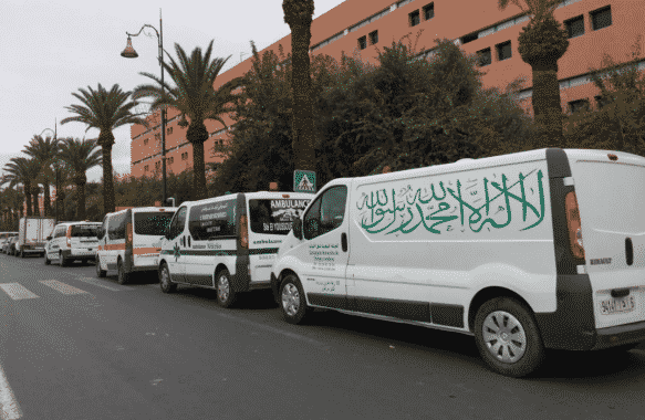 بعد الجدل.. صدور قرار جديد يجيز كتابة العبارات الدينية على سيارات نقل الأموات